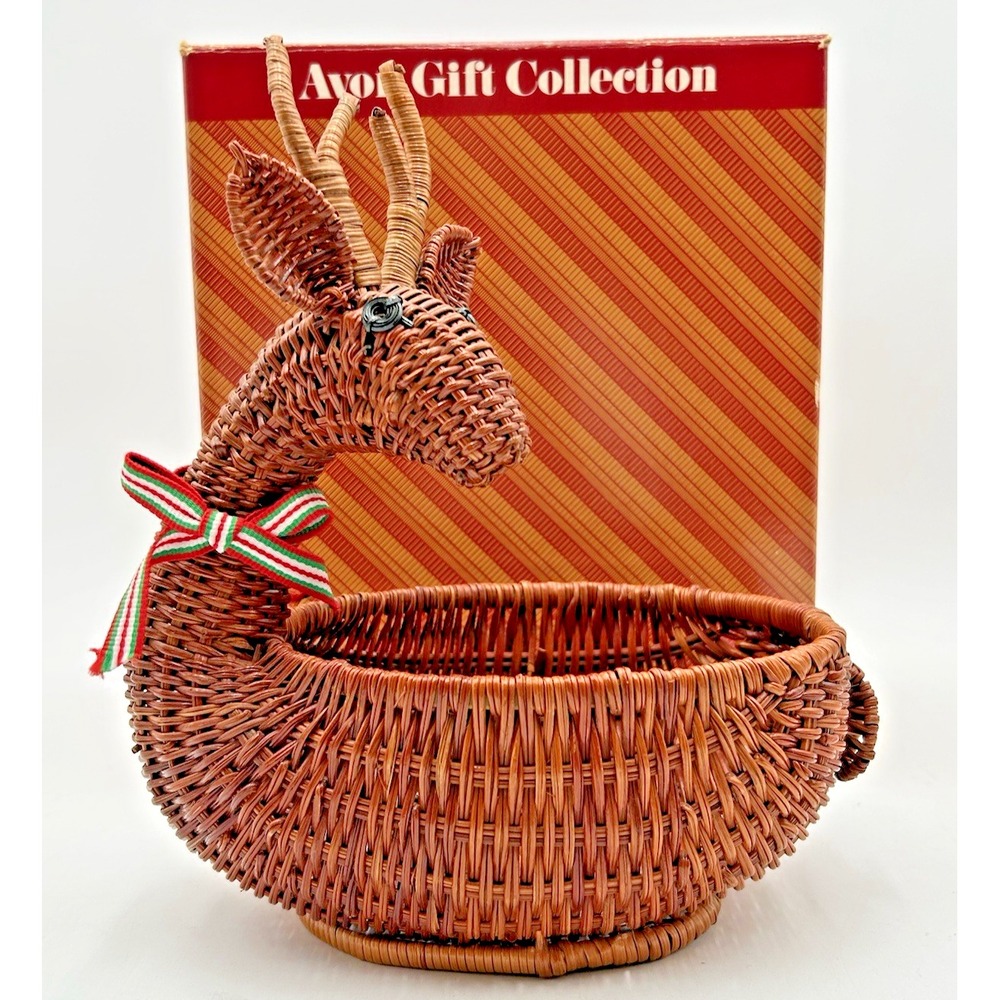 Vintage Avon Wicker Reindeer Basket Rattan Christmas Deer Planter Menagerie Bowl
